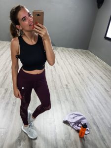 "Die Kurse von Sarah sind spitze. Ob Yoga, Bauch Beine Po... es macht einfach immer Spaß. Man merkt, dass sich Sarah sehr gut im Sportbereich auskennt und sich auf jede Stunde sehr gut vorbereitet. Mit ihrer positiven Art motiviert sie mich auch nach dem ein oder anderen langen Arbeitstag noch etwas Sportliches zu tun."