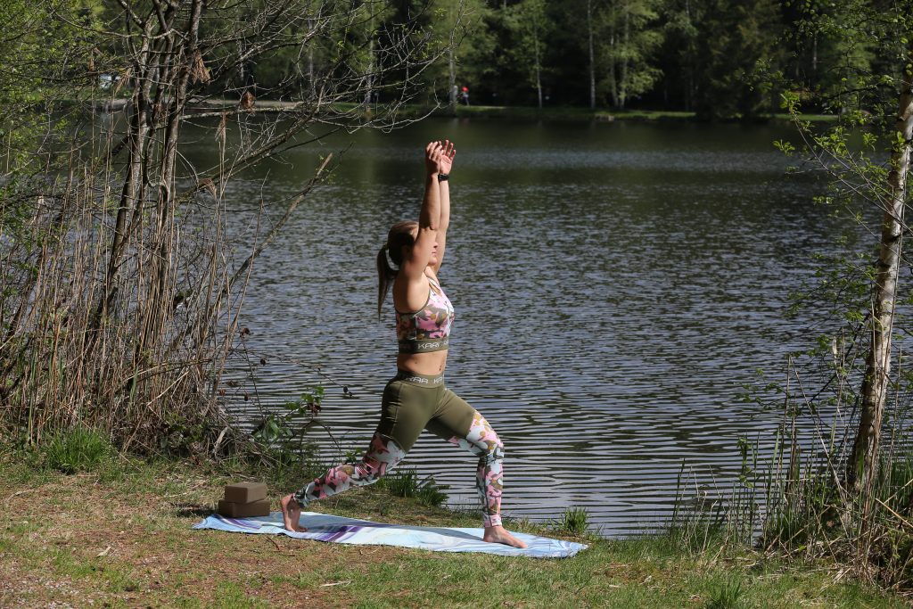 Yogaübung für Läufer High Lunge